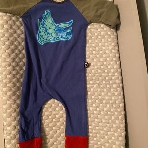 Rags to ratchets Dino